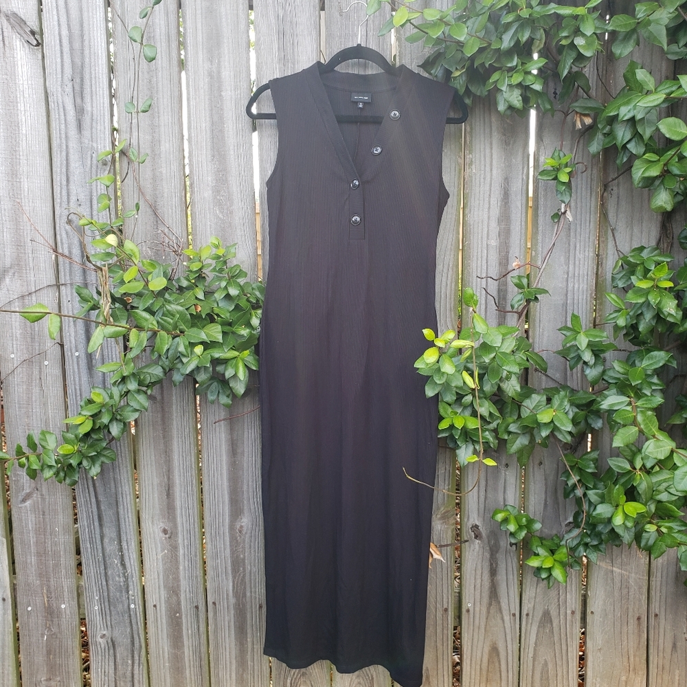 New! Ribbed black body con maxi button up dress